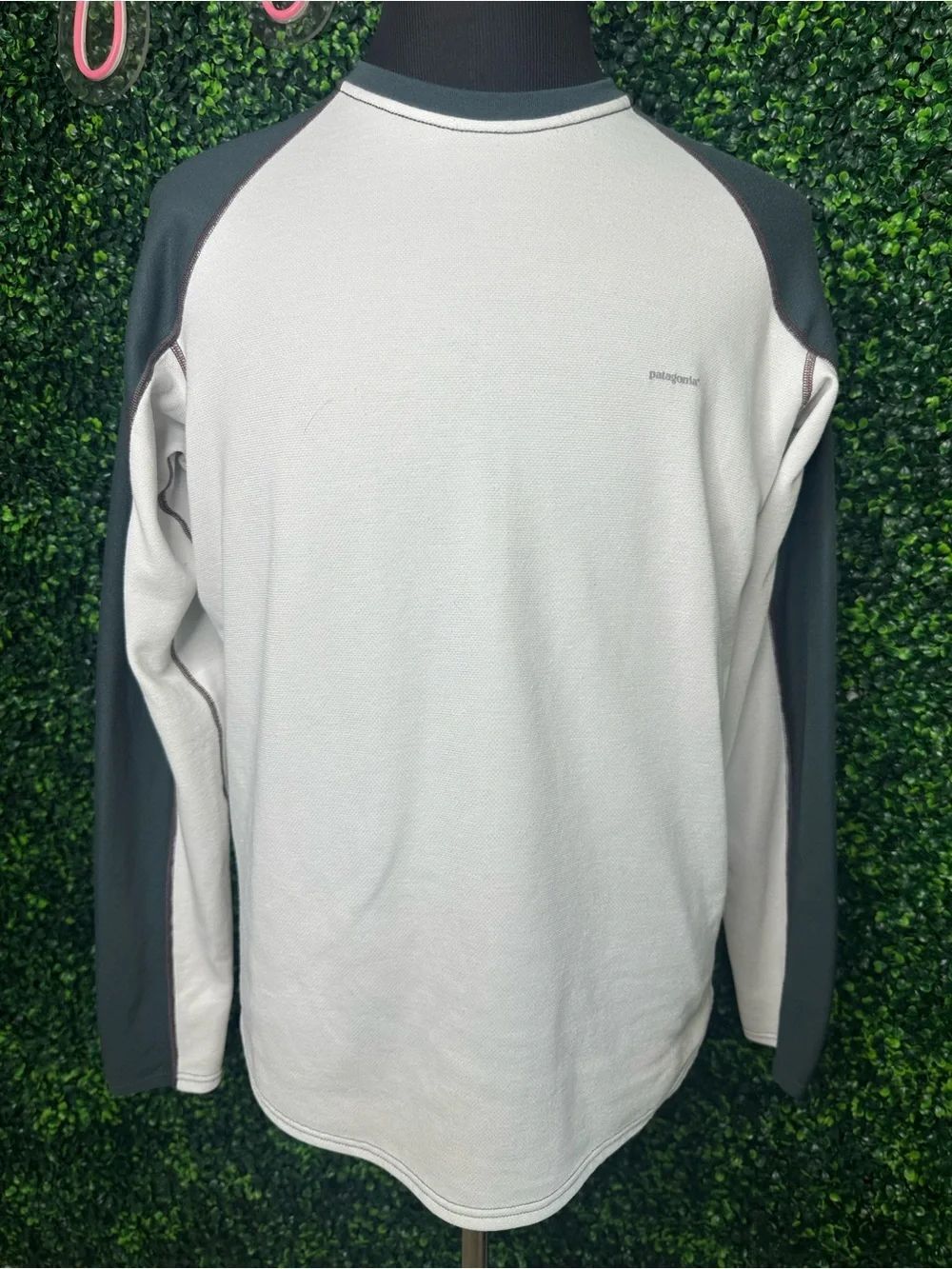 Patagonia Capilene Thermal Weight Crew Neck Base Layer Shirt Gray Men’s L